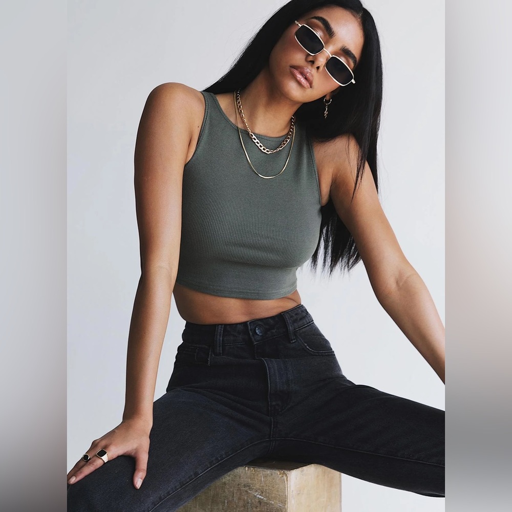 Princess Polly Darlington Crop Top in Khaki